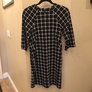 ASOS Women Black And White Pattern Loose Fit Minimalist Dress Size 2